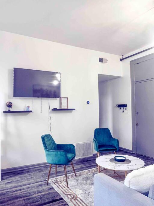 2Br Unit W/ Cinema Room In Nulu Louisville Eksteriør bilde