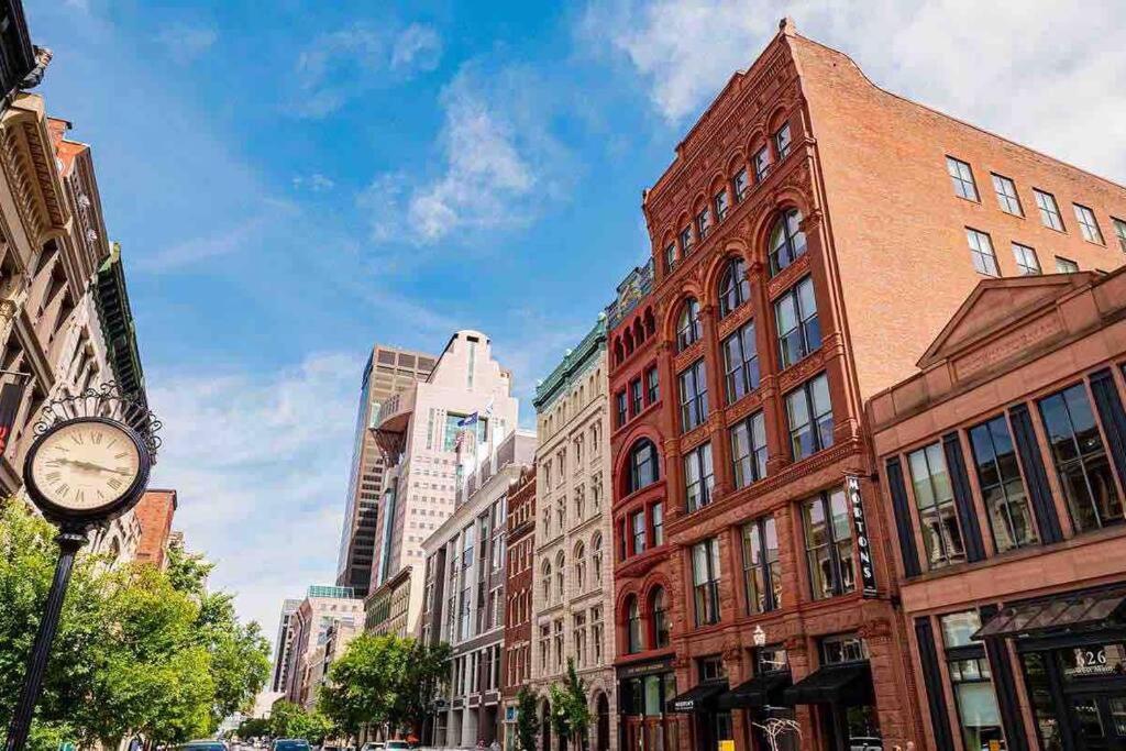 2Br Unit W/ Cinema Room In Nulu Louisville Eksteriør bilde